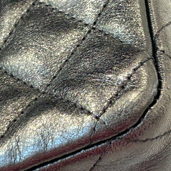 Chanel 225 Reissue - Hybrid - Picture 12 of 16